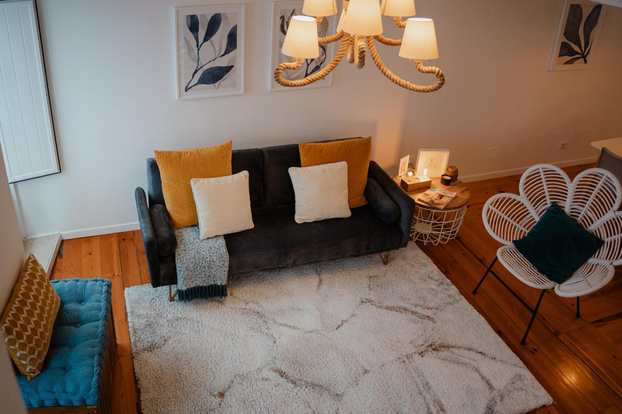 Stylish Getaway In A Mezzanine Flat By The Castle Lisboa Exterior foto